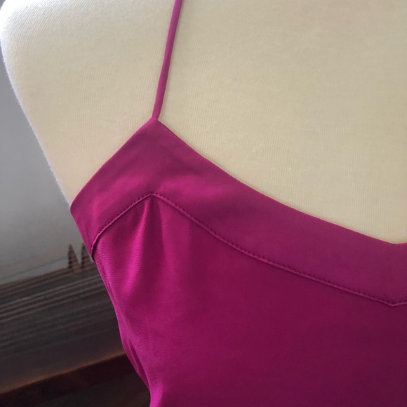 🖤🖤Magenta Express Racerback Top - Picture 2 of 5
